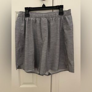 grey lululemon pace breakers men shorts size medium. 7 inch inseam.